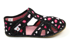Ef Barefoot dievčenské papuče 386 Black Hearts